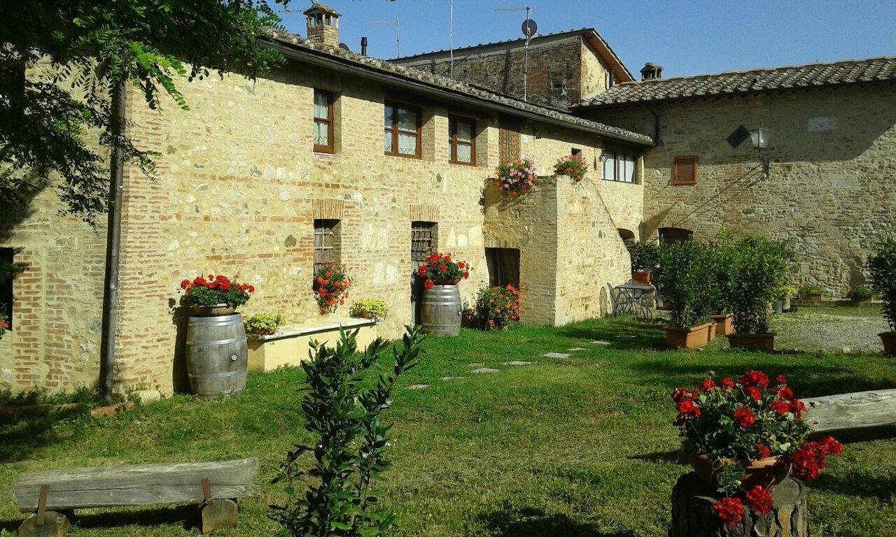 Agriturismo Malafrasca Siena Exterior photo
